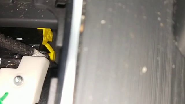 Audi A3 - How to release selector from Park due to Flat Battery смотреть онлайн