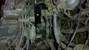 4EFE, трубки впускного коллектора, свечные провода, разъёмы и их расположение.