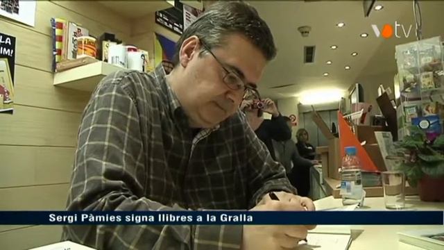 VOTV - Sergi Pàmies signa llibres a la Gralla смотреть онлайн