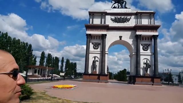 Курск. Проспект Победы и Триумфальная арка в Курске смотреть онлайн