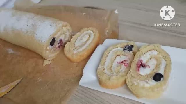 #рулетбисквитный?Самый нежный рулет с ягодой _ Подробный рецепт ????.mp4