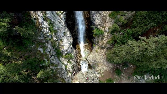 Водопады Барскоона с высоты смотреть онлайн