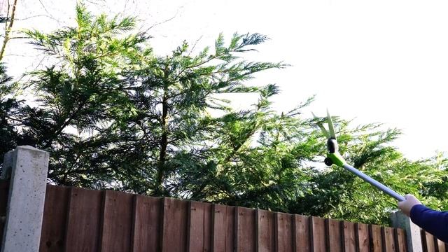 Long handled, adjustable hedge and grass sheers from Grumpy Gardener смотреть онлайн