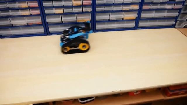 Игрушка вездеход | Toy all-terrain vehicle смотреть онлайн