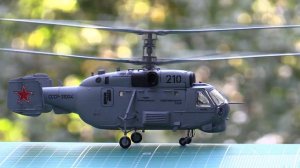 Модель вертолета Ка-27(Ка-32С) фирмы "Звезда" с мотором в масштабе 1:72