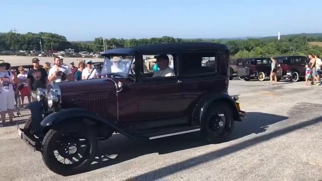 Mitch Hartaka from the vintage ford forum wins 500 points in touring class. смотреть онлайн