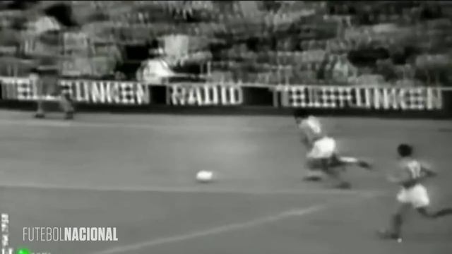 GARRINCHA - Quando O Futebol Vira Arte • Melhores Dribles E Gols