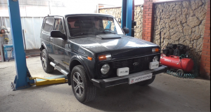 Замена внутреннего пыльника левого привода на НИВА 21214 NIVA 4x4  2012 года