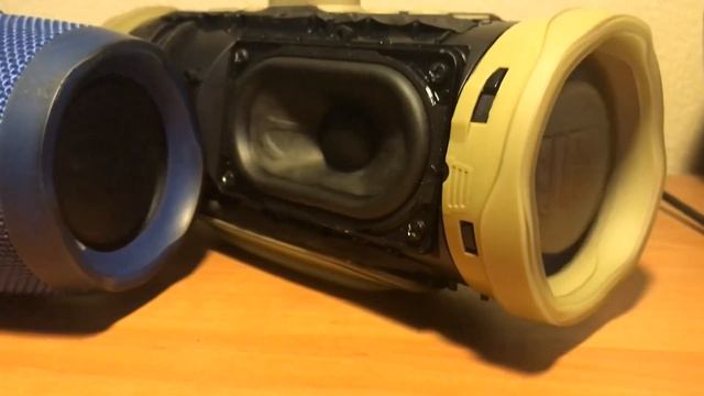 JBL Charge 3 + JBL Charge 4 bass test ! Camera FLEX ! смотреть онлайн