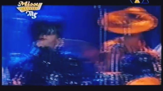 Missy Elliott (Beep Me 911) Featuring Gina Thompson, Pepsi Shirley Riley, Lil' Mo & Nicole Wray смотреть онлайн