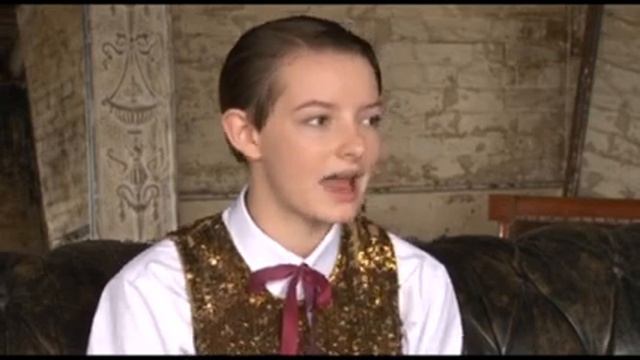 Skins 5 interviews: Dakota on Franky смотреть онлайн