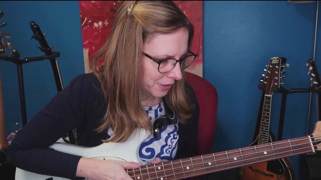 Fender Mustang PJ Bass Review | What do I think After a Year смотреть онлайн