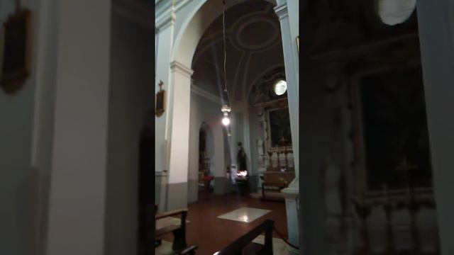 Католическая церковь в Урбино,Италия. смотреть онлайн