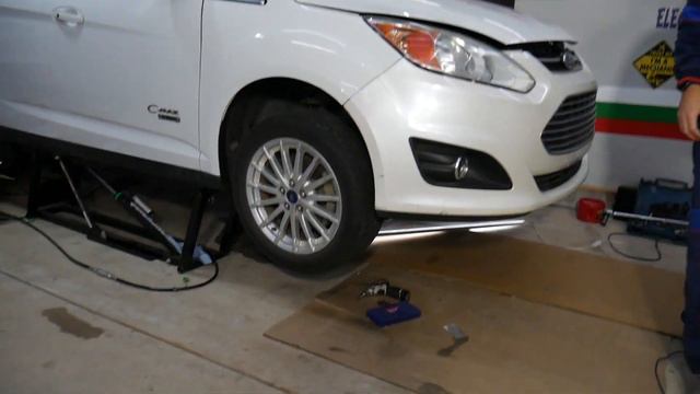 FORD C-MAX HORN LOCATION REPLACEMENT EXPLAINED смотреть онлайн