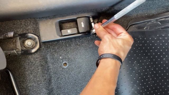 La Cajuela del Auto No Abre!! Solución en 2 MINUTOS!!! смотреть онлайн
