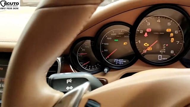 PORSCHE PANAMERA. SEDAN SPORT YANG MASUK KE SCUTO PASAR BARU UNTUK FULL TREATMENT. AUTO GANTENG LAG