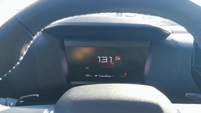 Citroen C4 (2021) PureTech 130 EAT8 - consumption on 130 km/h смотреть онлайн