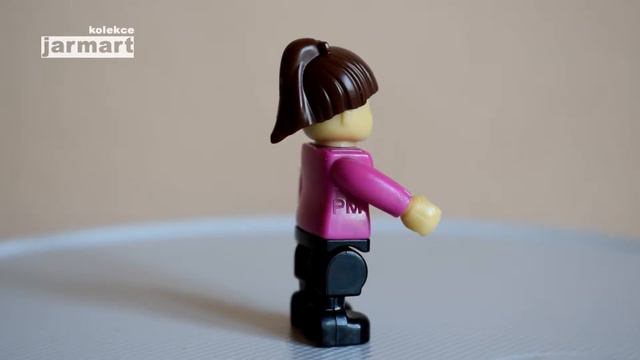 Máma Lucie Ušetřilová | Penny Městečko смотреть онлайн