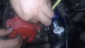 Регулятор давления топлива с манометром