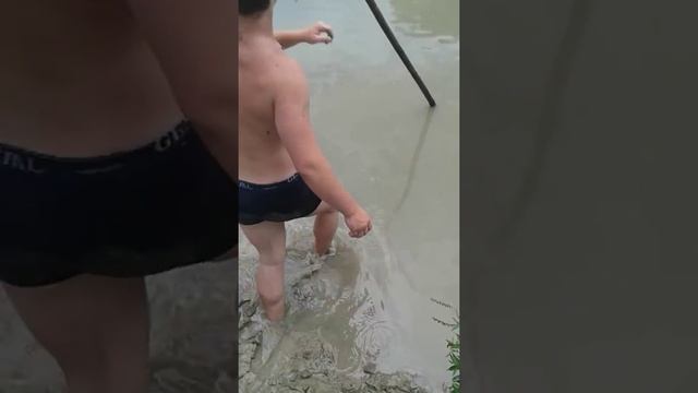 Рыбалка в г. Минеральные Воды. ОГРОМНЫЙ СОМ ПОЙМАН смотреть онлайн