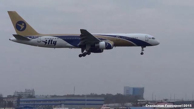 Boeing 757-256 EI-DUC I-Fly Посадка смотреть онлайн