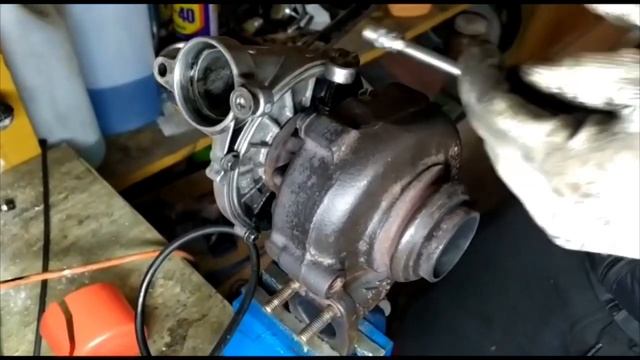 Замена картриджа турбины Ford Focus 2 1.6 TDCI/HDI | Fix My Car смотреть онлайн
