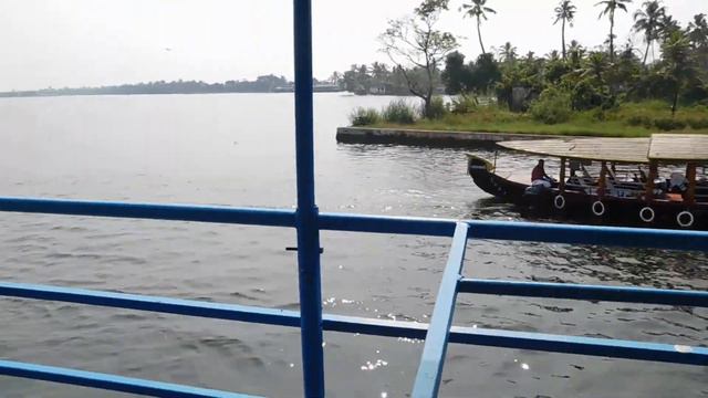 ALLEPPEY (Alappuzha) BACKWATERS BOATING, KERALA 28.12.2018 Beautiful scenery смотреть онлайн