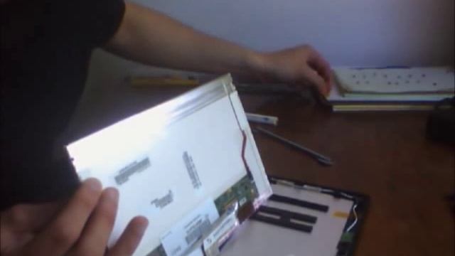 Laptop screen replacement for Samsung n145 plus screen installation смотреть онлайн
