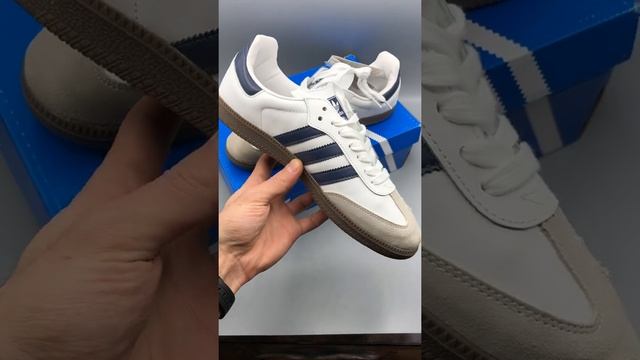 Adidas Samba бежевые с синим на коричневой подошве смотреть онлайн