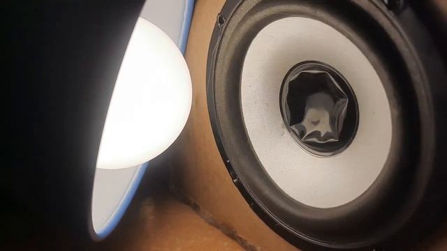 Monster(bass boosted) | самодельный сабвуфер смотреть онлайн