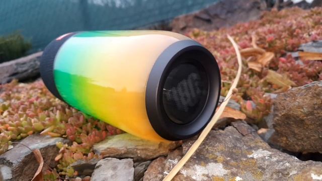 JBL pulse 3 bass test 100* смотреть онлайн