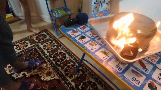 СДЕЛАЛИ ОГРОМНОЕ ЧУДОВИЩЕ ИЗ САХАРА И СОДЫ Фараоновая змея в домашних условиях смотреть онлайн