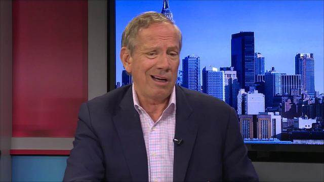 Malzberg | George Pataki: Race relations started backwards when Holder embraced Sharpton смотреть онлайн