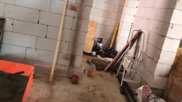 Перегородка(и) из кирпича. Разметка первого ряда кирпичной кладки в доме из газобетона(газоблока) смотреть онлайн