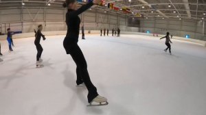 Самые лучшие упражнения для скольжения в фигурном катании⛸