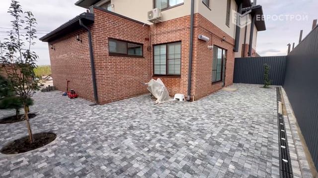 Производство и укладка тротуарной плитки в Краснодарском крае. Работа под ключ смотреть онлайн
