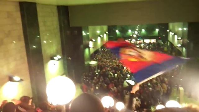 болельщики ЦСКА в метро после матча с Реалом (CSKA-REAL) смотреть онлайн