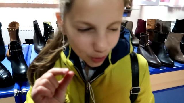 Мама УШЛА из ДОМУ Дети ПРОСЯТ вернуться смотреть онлайн