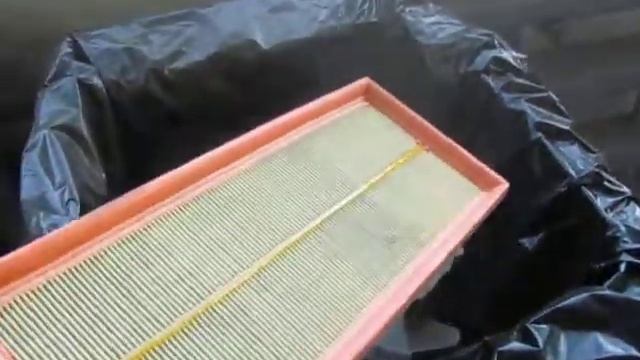 VW-TIGUAN-СОСТОЯНИЕ ВОЗДУШНОГО ФИЛЬТРА ЛЕТО-2011 смотреть онлайн