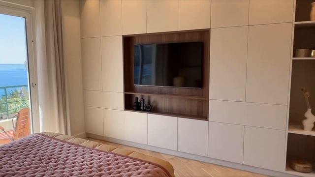 ? Inside a Seafront Apartment in Cannes смотреть онлайн