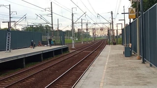 На ж/д платформе Вешняки будущего МЦД-3, установлены новые указатели с логотипом D3 || 18.07.2023 г смотреть онлайн