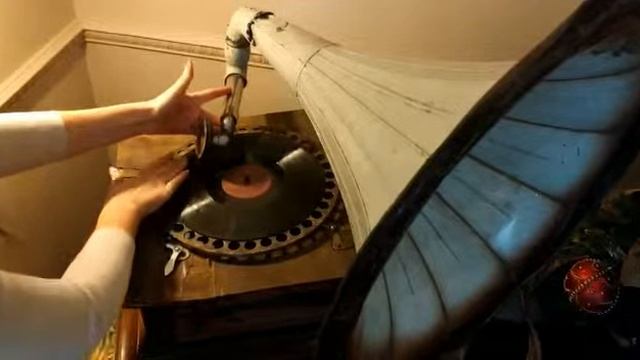 20181206-Новогодние истории в отделе истории смотреть онлайн