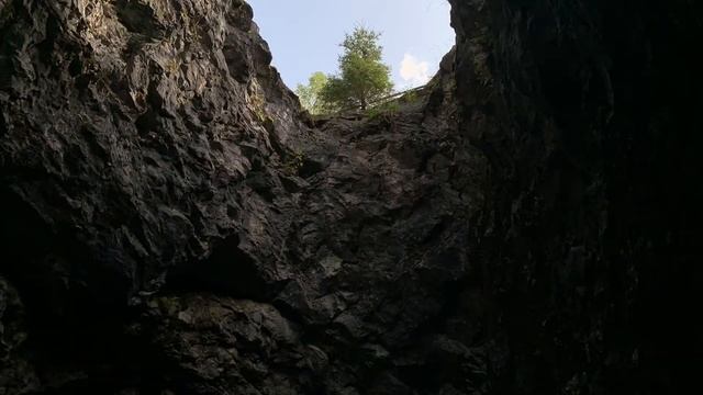 Путешествие - это маленькая жизнь. Три красивейших места в Карелии: Кижи, Рускеала, Кивач. смотреть онлайн