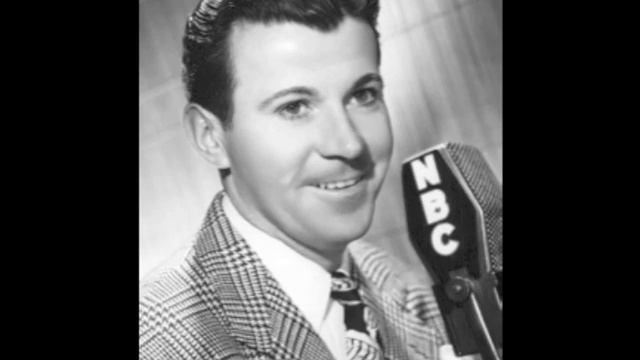 The Night Is Young And You're So Beautiful (1952) - Dennis Day смотреть онлайн