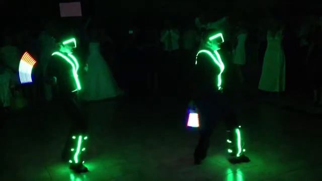 Свето-диодный танец смотреть онлайн