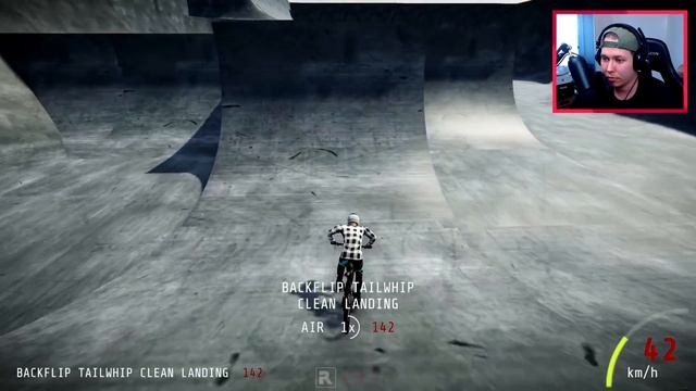 Awesome Tricks at a Super Fun Skatepark! - Descenders смотреть онлайн