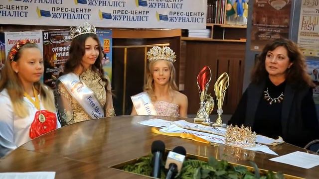 Запорожские девочки-красавицы и умницы! смотреть онлайн