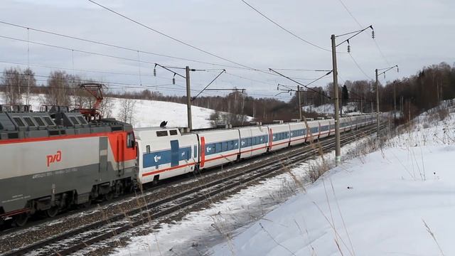 ЭП20 059 с поездом № 13 "Стриж" Москва - Берлин на перегоне Дурово - Сафоново Московской жд. смотреть онлайн