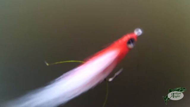 Нахлыст и спиннинг - ловля щуки в кувшинках | Fly Fishing and Spinning - Pike on a grassy lake смотреть онлайн