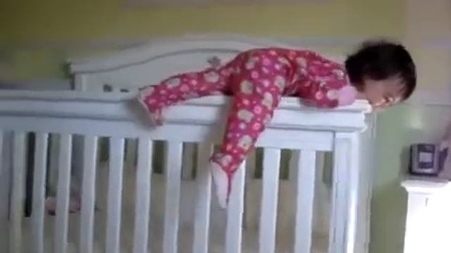 Прикол с ребенком! Лягушка путешественница! смотреть онлайн